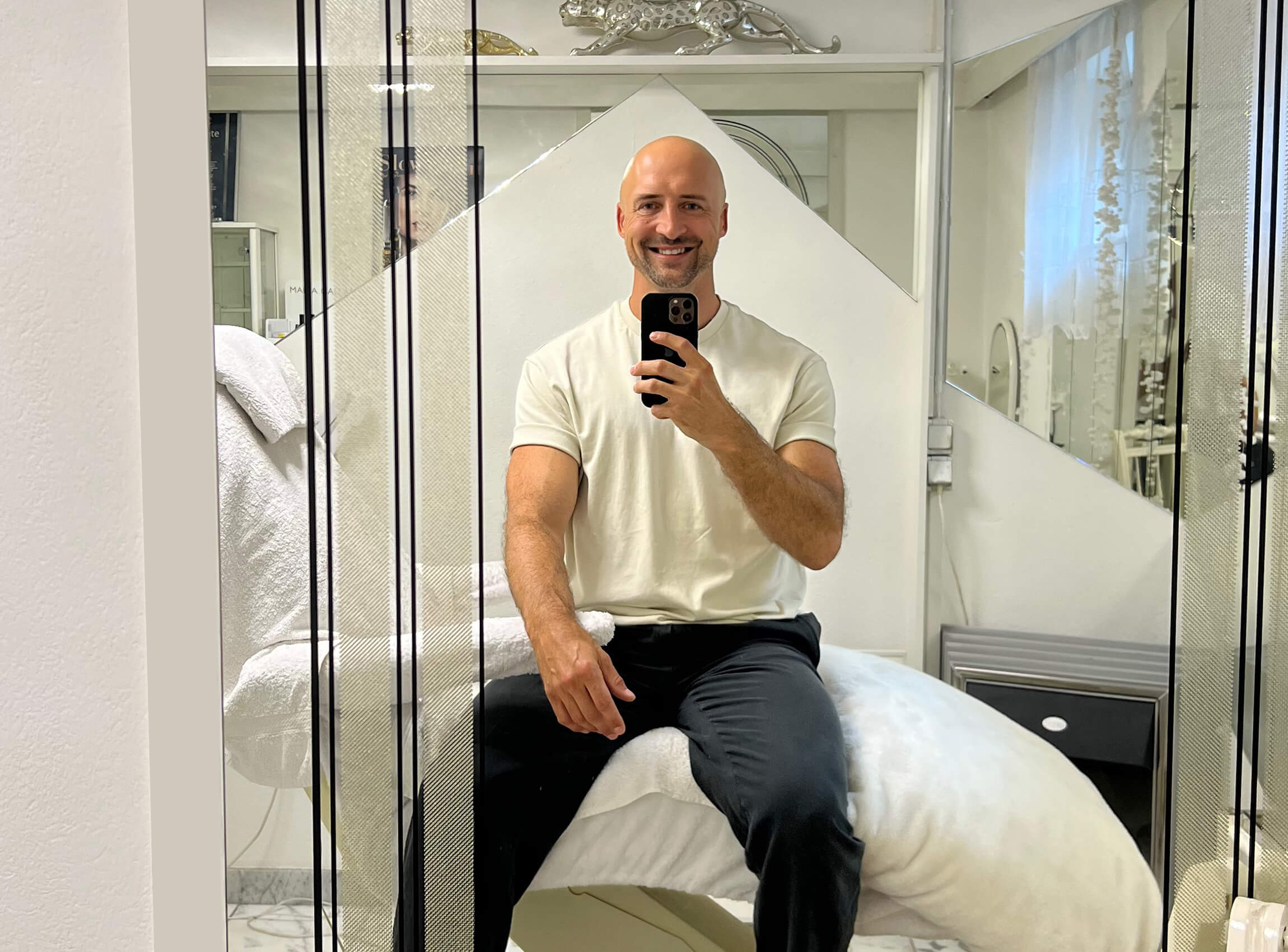 Marco Sperdin in seinem Kosmetikinstitut in Spielberg